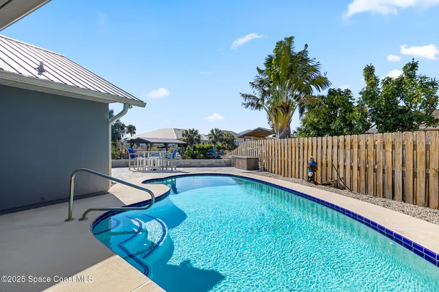 $825,000 | 100 Matthews Street, Satellite Beach, FL 32937