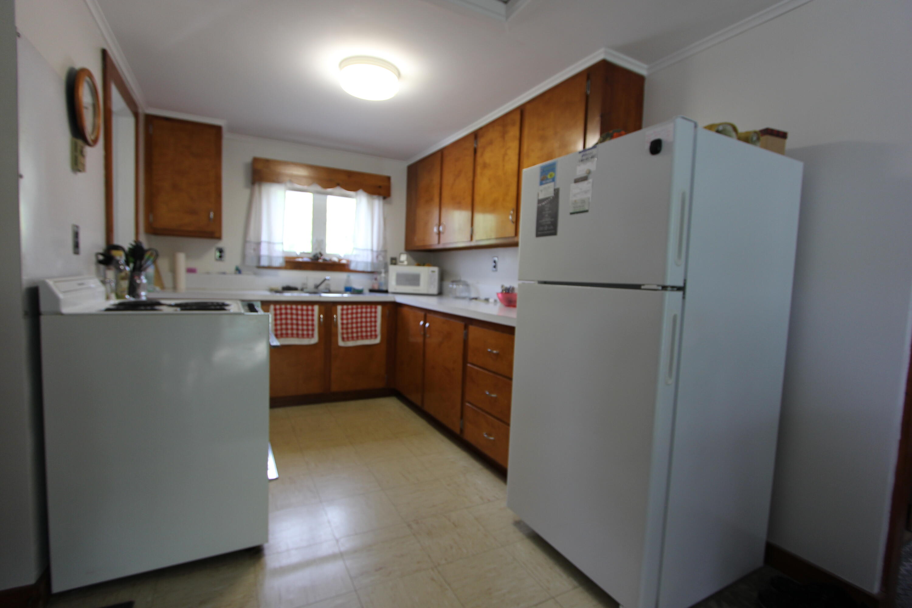 4 Ridgewood Avenue Lewiston, ME 04240 - Photo 27 of 40 IMG_4934