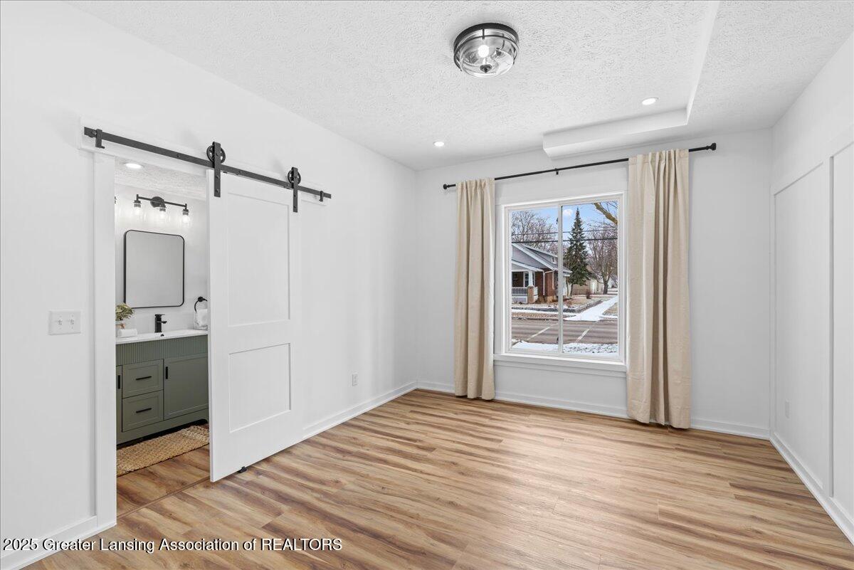 511 North Lansing Street St. Johns, MI 48879 - Photo 16 of 36 13-Media Jett - 21