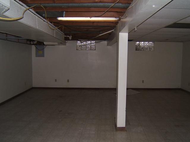 1244 South James Road Columbus, OH 43227 - Photo 10 of 11