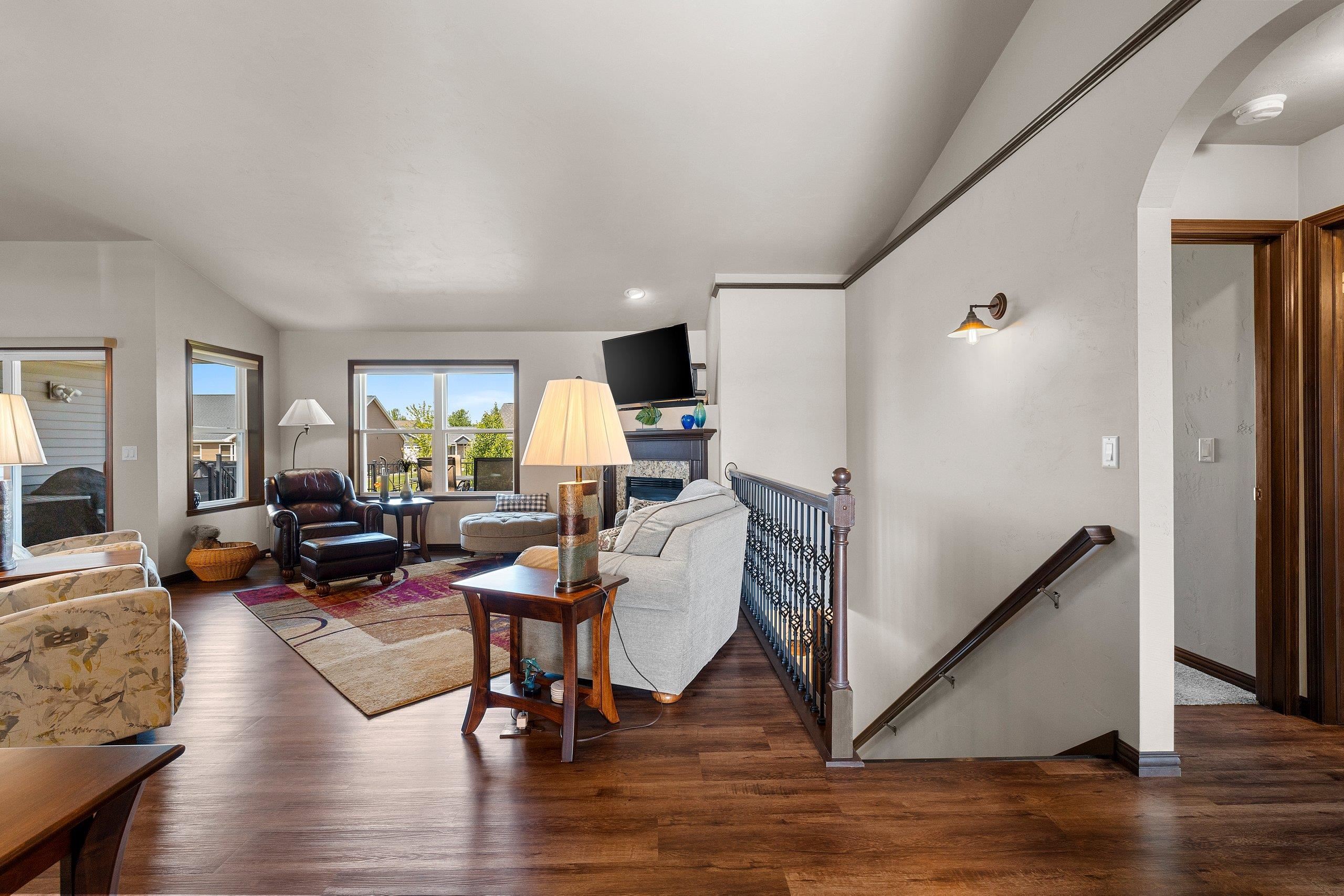 5560 North Providence Avenue Appleton, WI 54913 - Photo 7 of 60