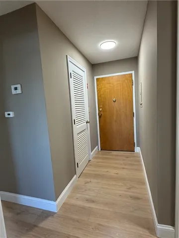 $1,900 | 724 Beverage Hill Avenue, Unit 302, Pawtucket, RI 02861