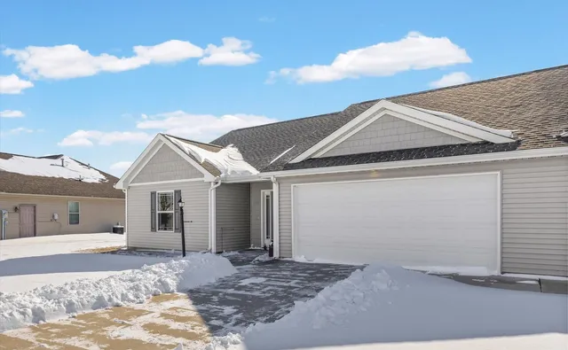 $265,000 | 610 Sedgegrass Drive, Champaign, IL 61822