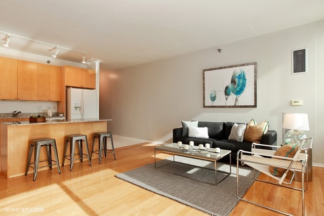 701 South Wells Street, Unit 1502 Chicago, IL 60607 - Photo 3 of 9