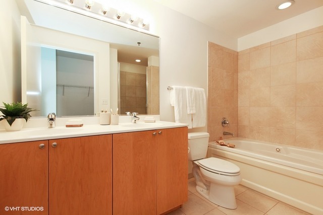 701 South Wells Street, Unit 1502 Chicago, IL 60607 - Photo 7 of 9
