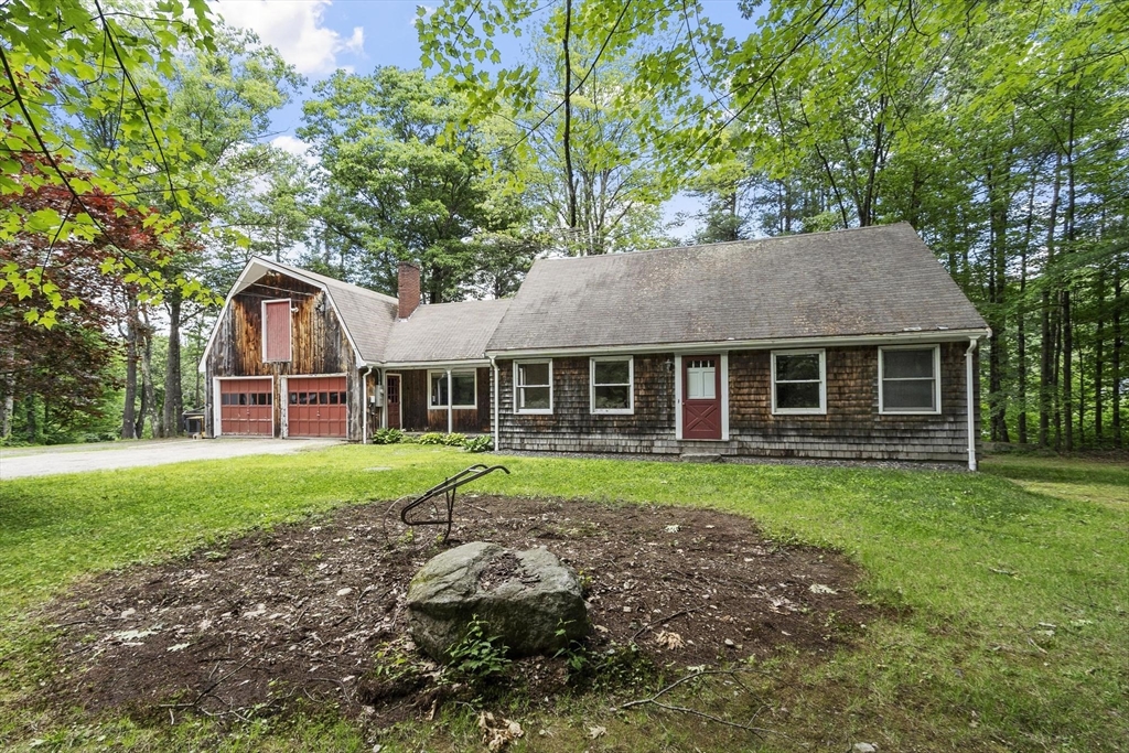 9 Laurel Lane Princeton, MA 01541 - Photo 2 of 35
