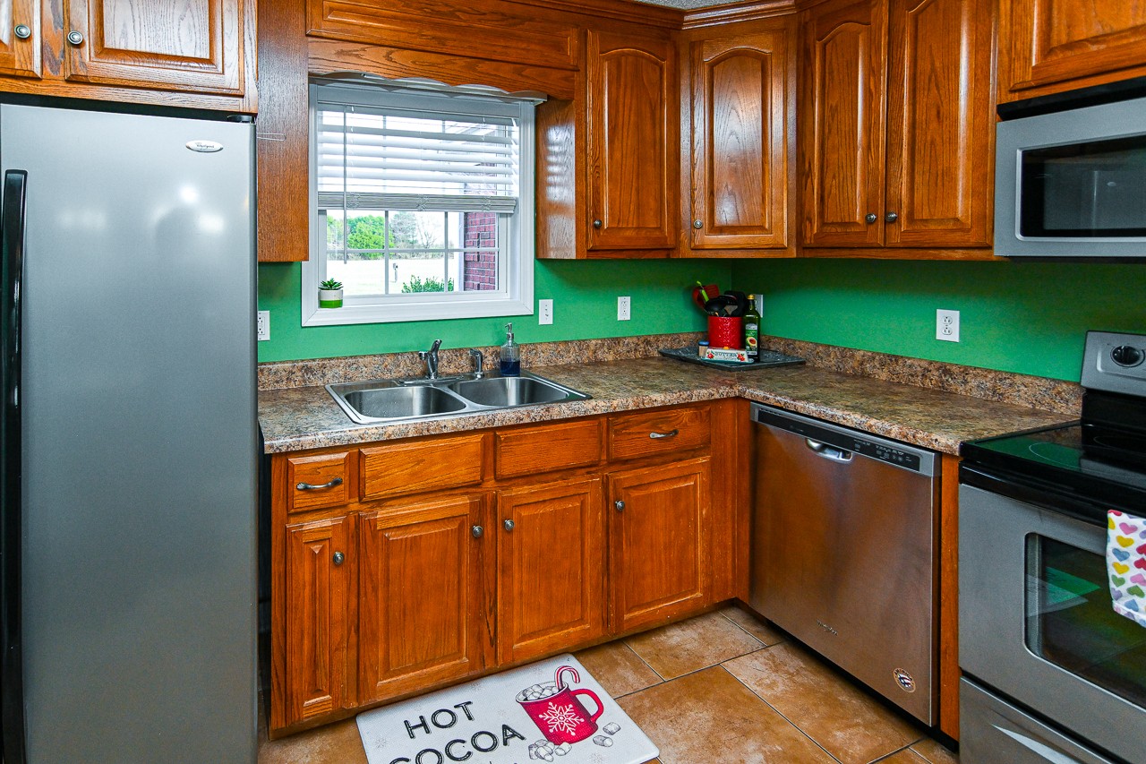 13 Power Station Road Taft, TN 38488 - Photo 16 of 37