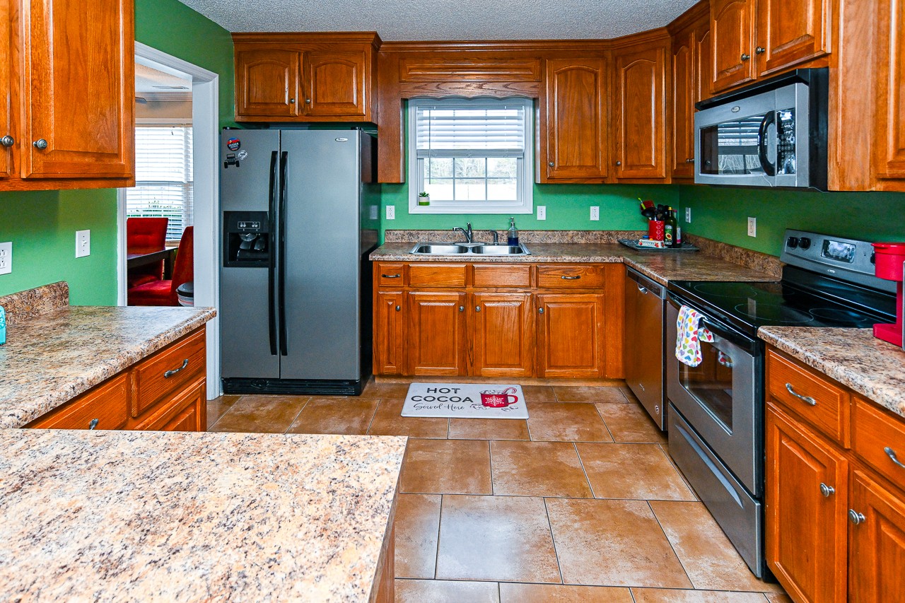 13 Power Station Road Taft, TN 38488 - Photo 17 of 37