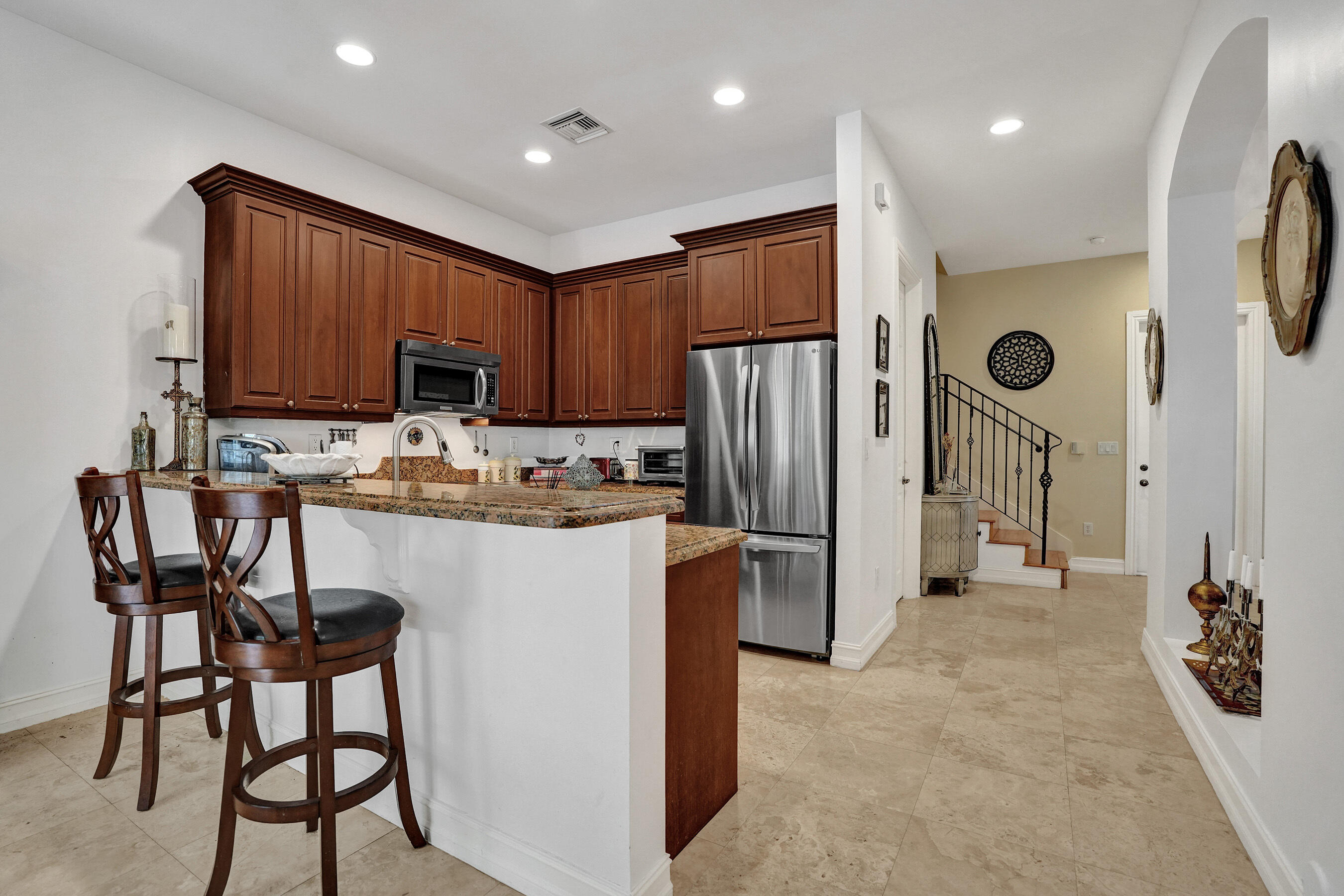 1127 North Victoria Park Road Fort Lauderdale, FL 33304 - Photo 8 of 45 DSC06800