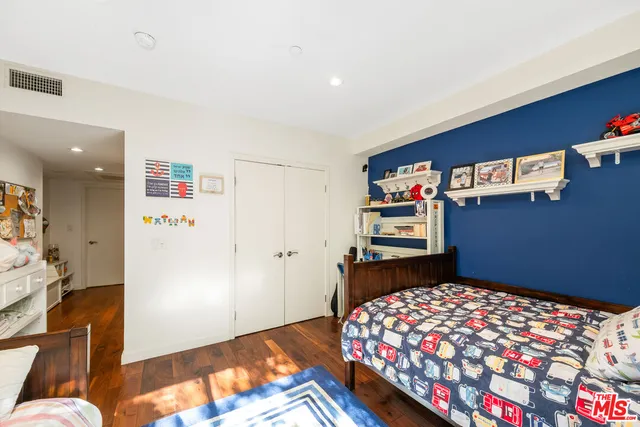 $5,750 | 2111 South Beverly Glen Boulevard, Unit PH4, Los Angeles, CA 90025