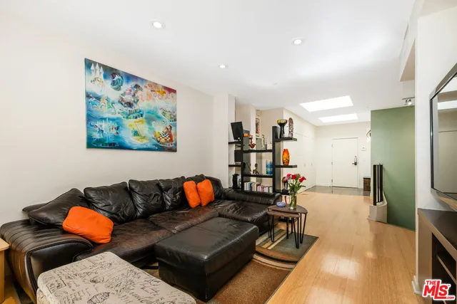 $5,750 | 2111 South Beverly Glen Boulevard, Unit PH4, Los Angeles, CA 90025