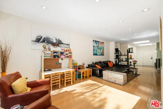 $5,750 | 2111 South Beverly Glen Boulevard, Unit PH4, Los Angeles, CA 90025