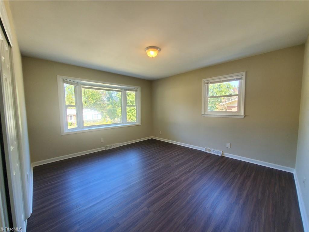 2210 New Castle Road Greensboro, NC 27406 - Photo 22 of 28