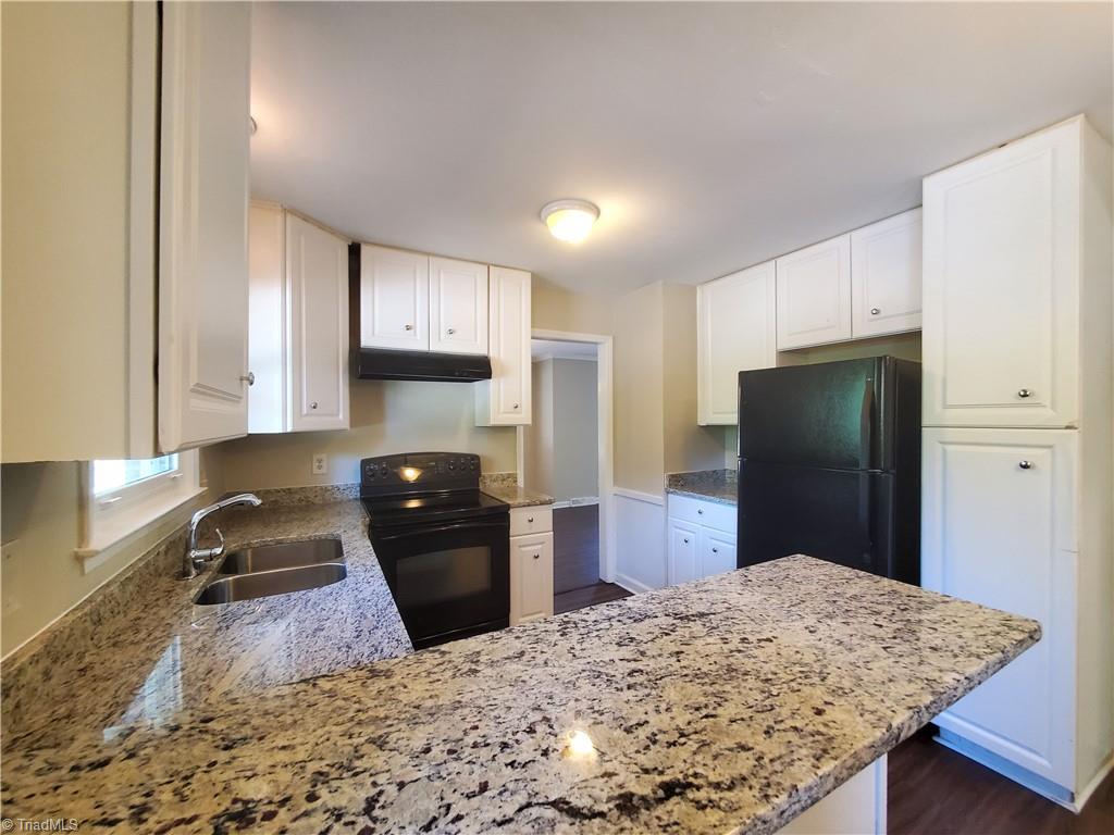 2210 New Castle Road Greensboro, NC 27406 - Photo 4 of 28
