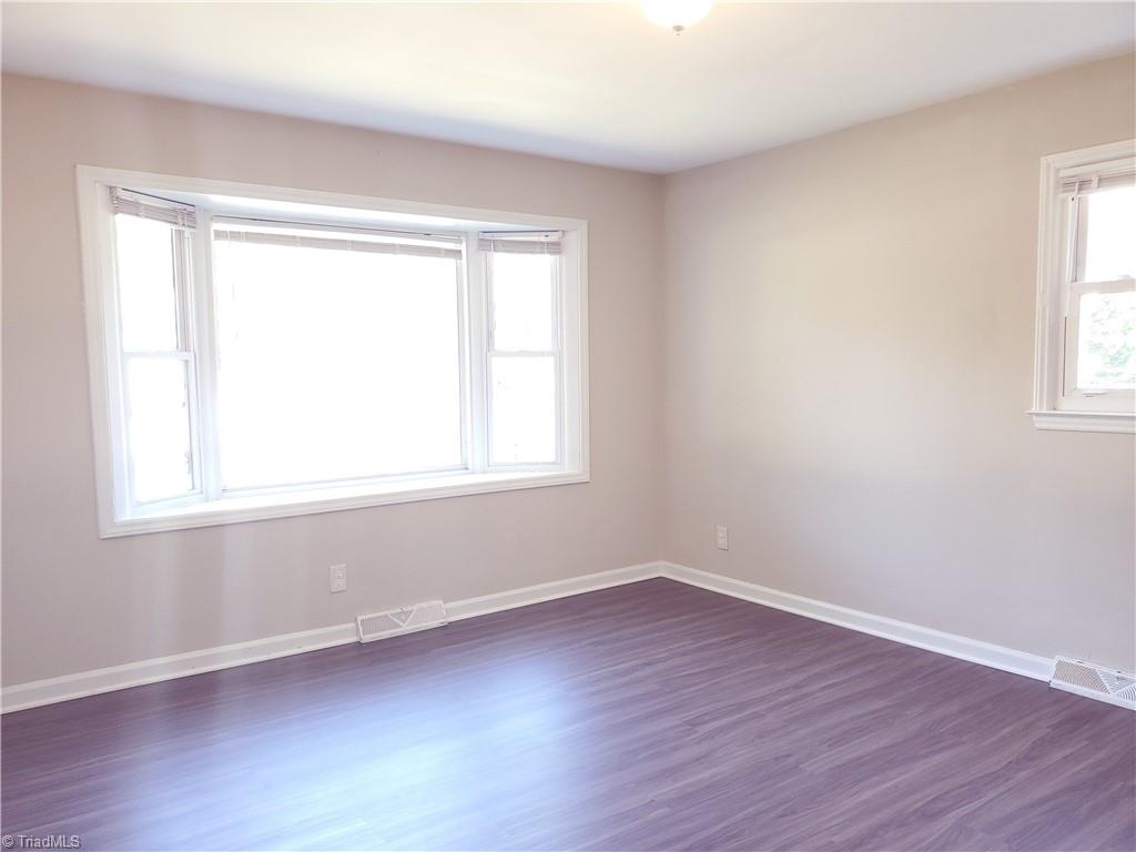 2210 New Castle Road Greensboro, NC 27406 - Photo 10 of 28
