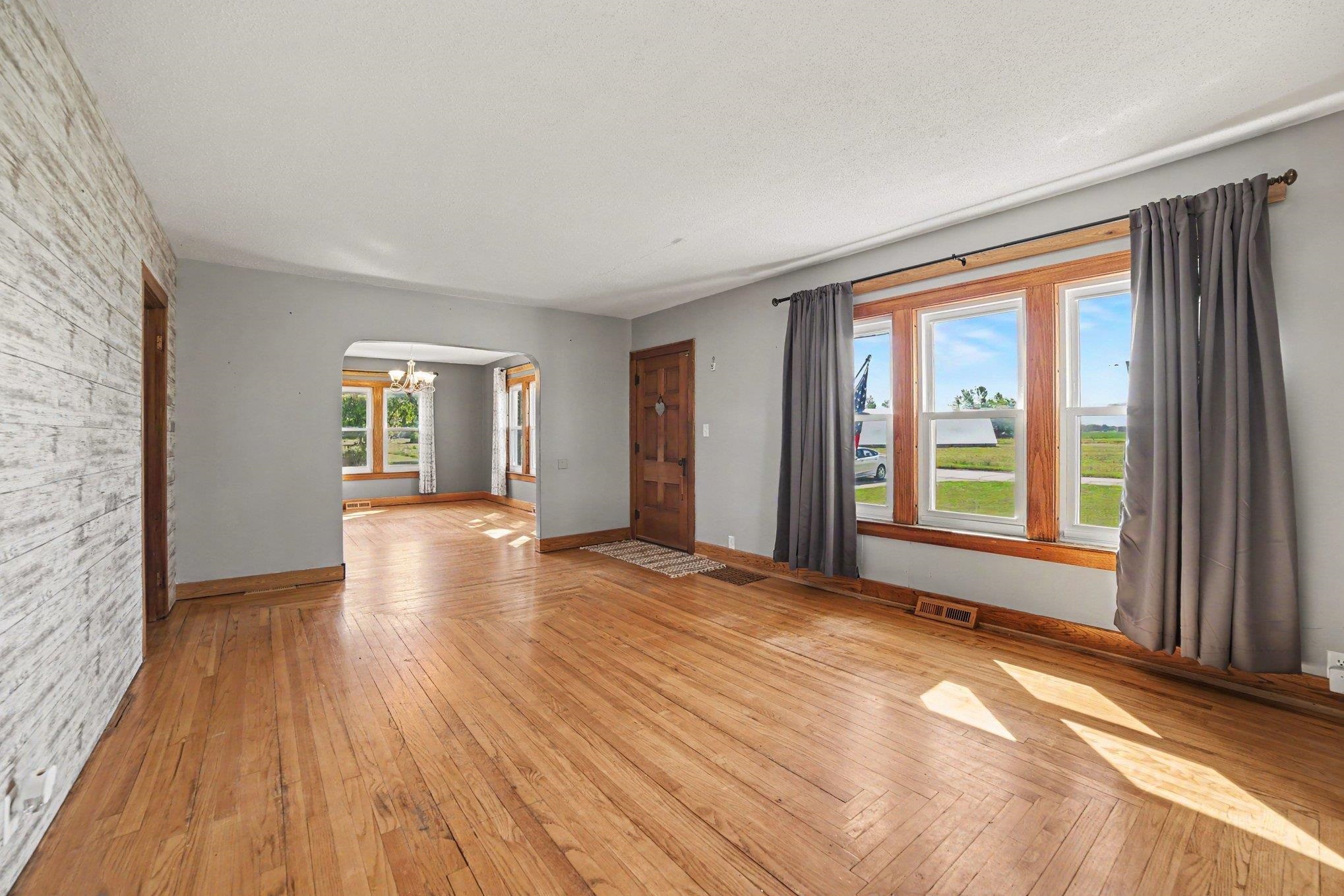 4855 Indiantown Road Saginaw, MI 48601 - Photo 5 of 35