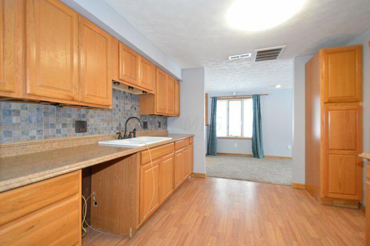 4341 Qu Wood Road Springfield, OH 45502 - Photo 3 of 25