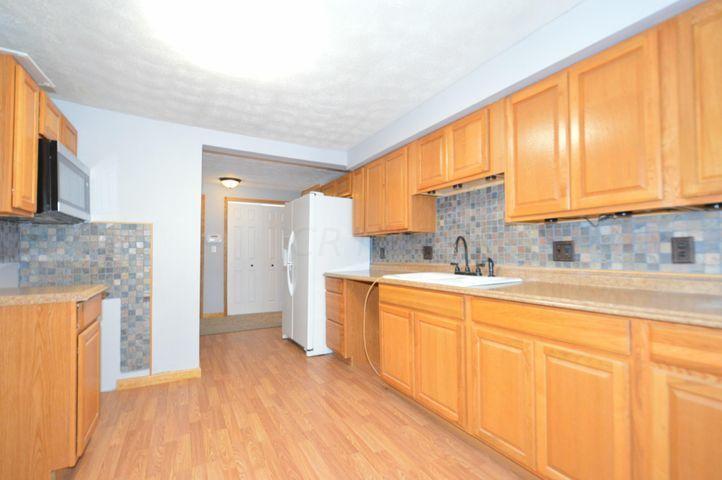 4341 Qu Wood Road Springfield, OH 45502 - Photo 5 of 25
