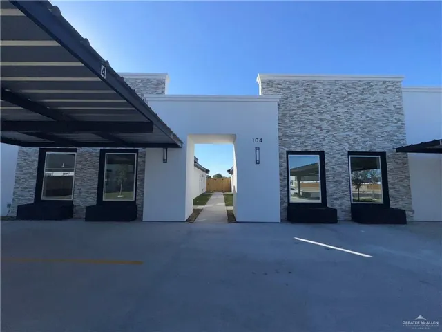 $1,250 | 104 Sunflower Street, Unit 1, Mission, TX 78572