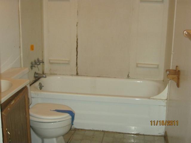 3965 Lynward Road Columbus, OH 43228 - Photo 3 of 8 Gallery Image 3