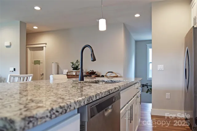 $579,900 | 1102 Blueview Drive, Black Mountain, NC 28711