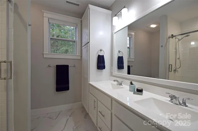 $579,900 | 1102 Blueview Drive, Black Mountain, NC 28711