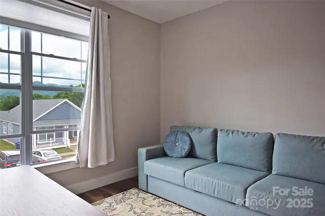 $579,900 | 1102 Blueview Drive, Black Mountain, NC 28711