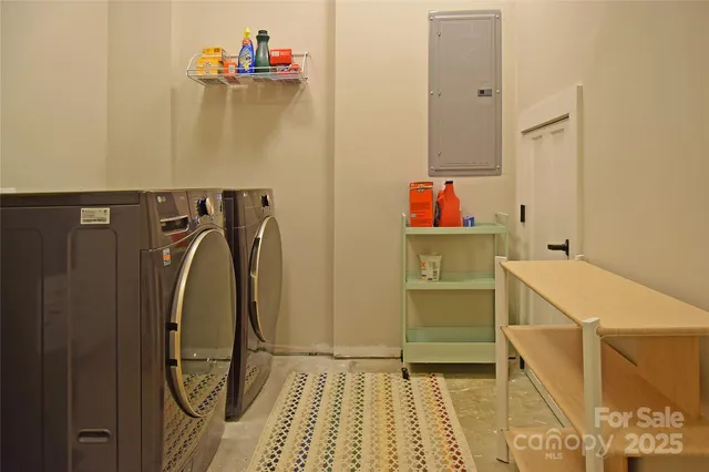 $579,900 | 1102 Blueview Drive, Black Mountain, NC 28711