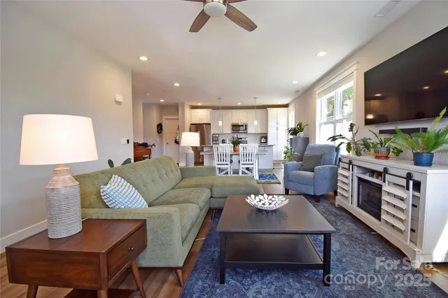 $579,900 | 1102 Blueview Drive, Black Mountain, NC 28711