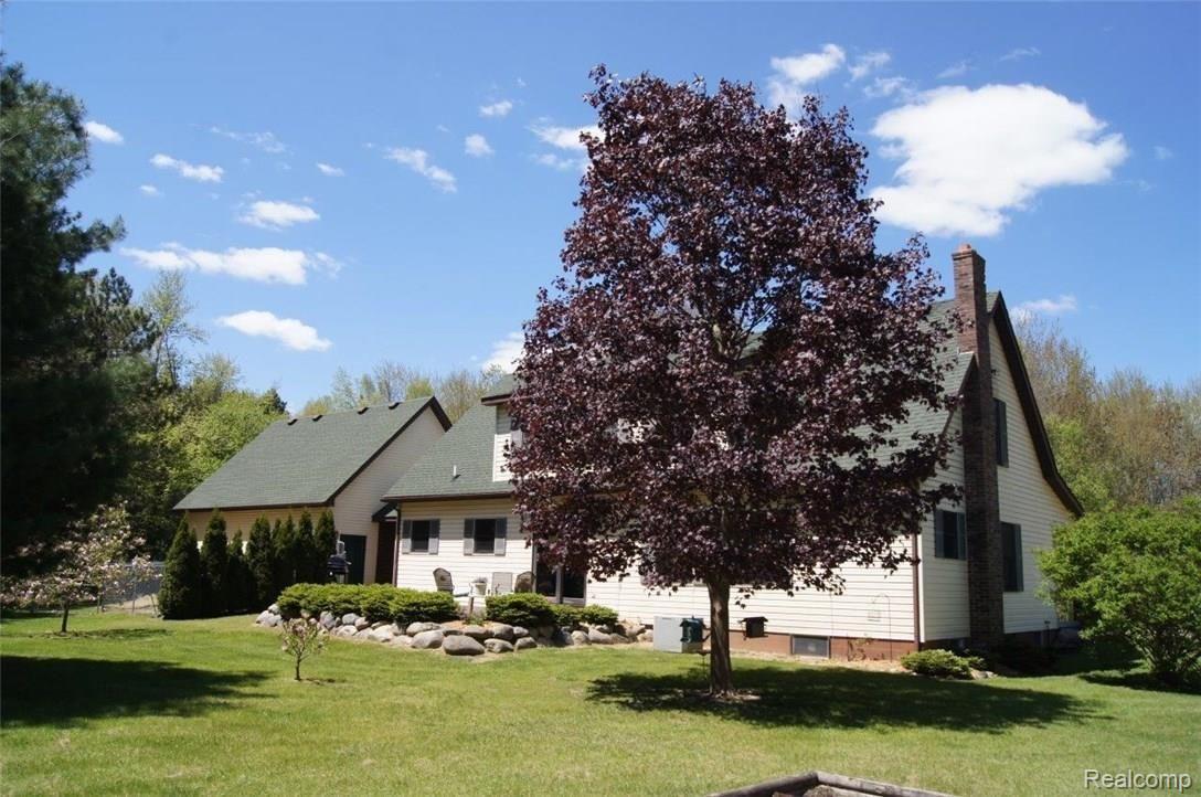 5277 Skelton Road Columbiaville, MI 48421 - Photo 7 of 41 DSC08715.jpg