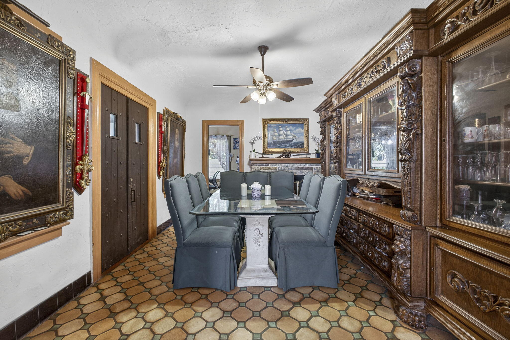 445 29th Street West Palm Beach, FL 33407 - Photo 27 of 61 a dining room with furniture a chandelier and window