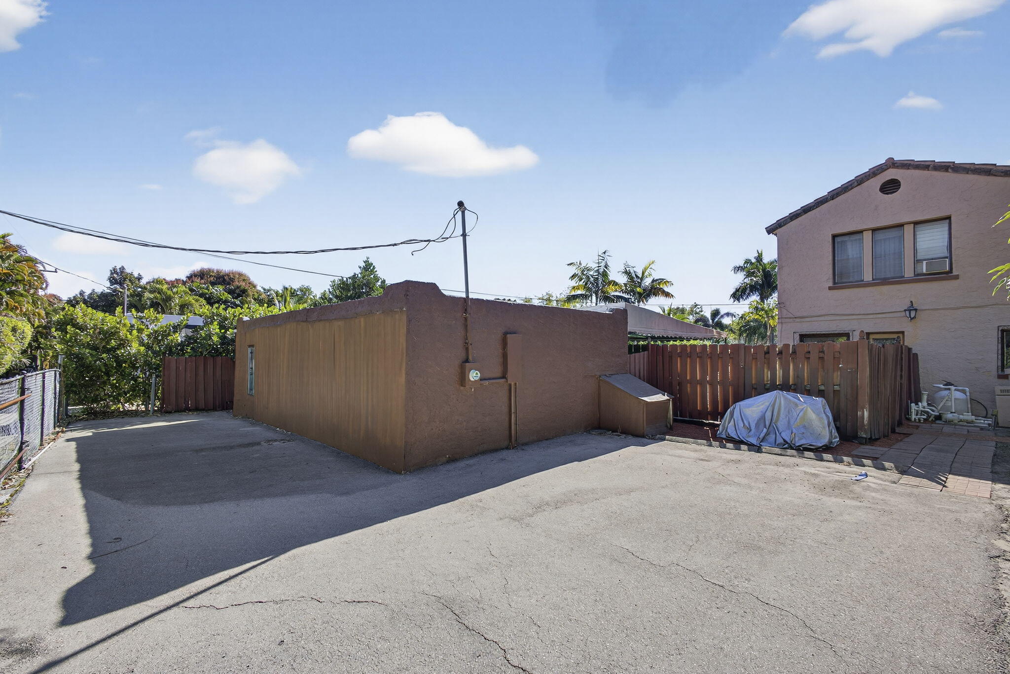 445 29th Street West Palm Beach, FL 33407 - Photo 53 of 61 view of cottage from alleyway