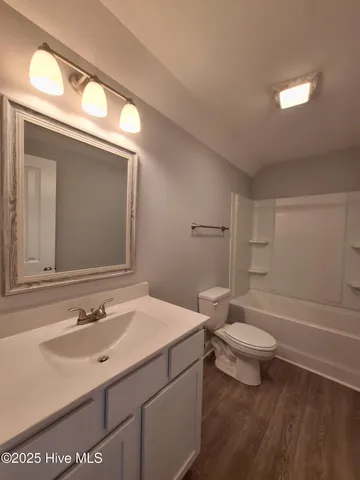 $2,100 | 3928 Pensacola Drive, Greenville, NC 27834