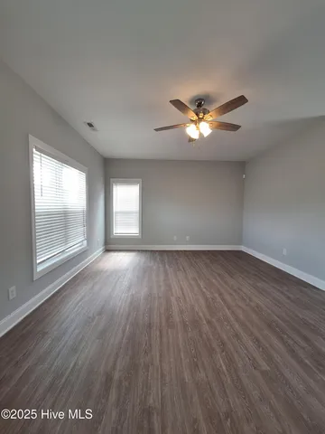 $2,100 | 3928 Pensacola Drive, Greenville, NC 27834