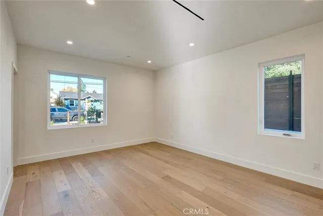 $5,999 | 1688 North Sierra Bonita Avenue, Pasadena, CA 91104