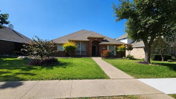 $2,800 | 3408 Mosswood Drive, Plano, TX 75074