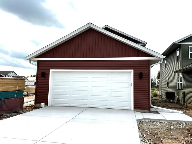 $288,000 | 226 Fairway Drive, Sheboygan Falls, WI 53085