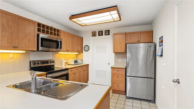 $365,000 | 892 Halifax Drive, Warwick, RI 02886