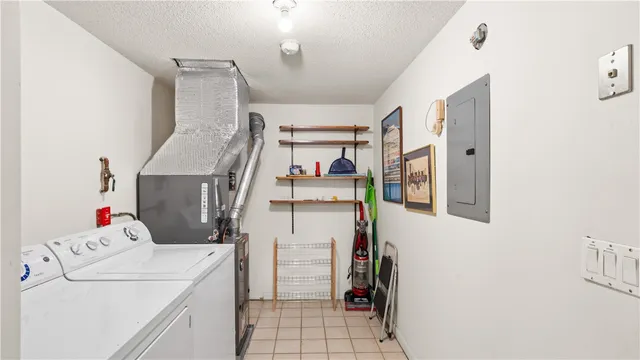 $365,000 | 892 Halifax Drive, Warwick, RI 02886