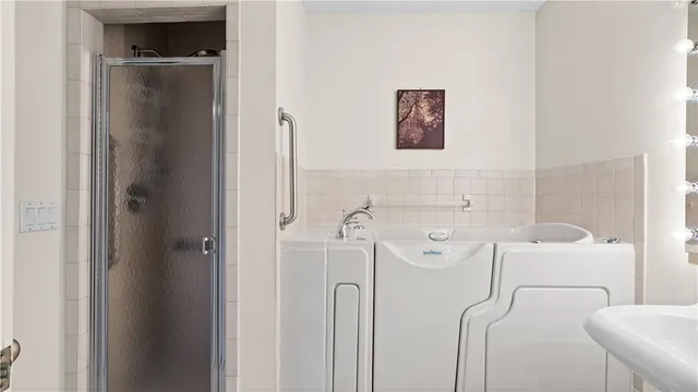 $365,000 | 892 Halifax Drive, Warwick, RI 02886