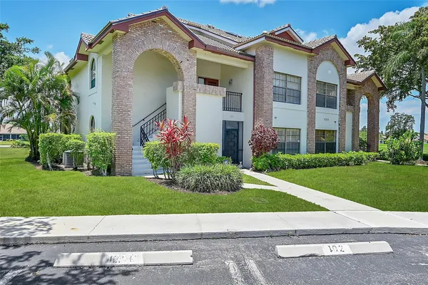 $218,000 | 8049 Aberdeen Drive, Unit 101, Boynton Beach, FL 33472