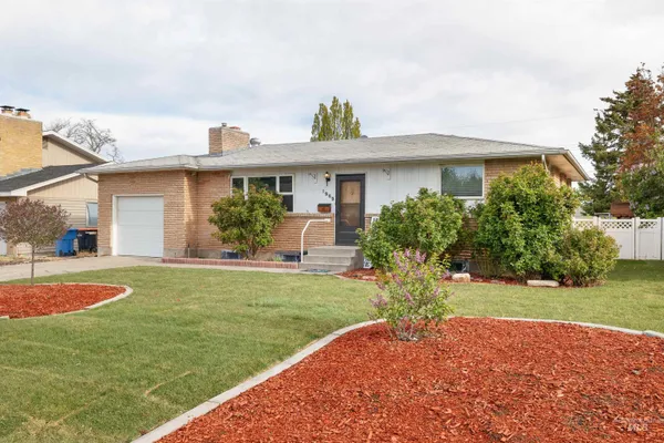 $350,000 | 1969 9th Avenue East, Twin Falls, ID 83301