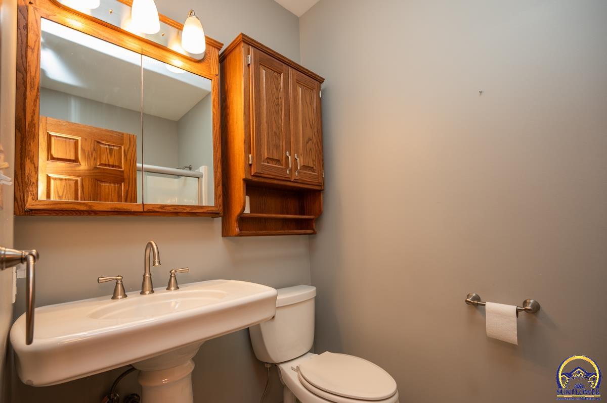 8200 Southwest 37th Street Topeka, KS 66614 - Photo 27 of 65