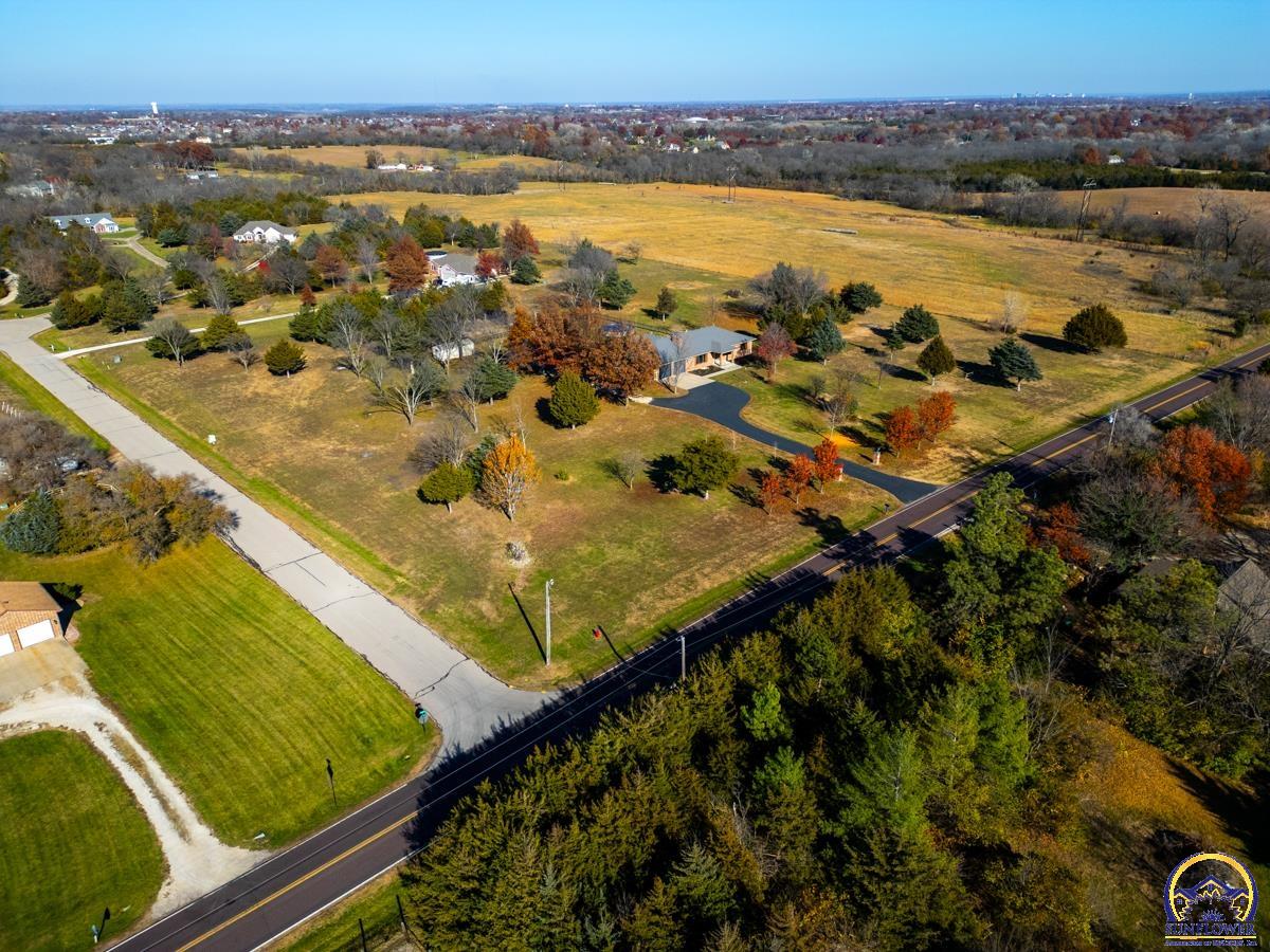 8200 Southwest 37th Street Topeka, KS 66614 - Photo 61 of 65
