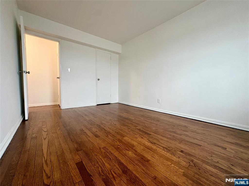 2205 North Central Road, Unit 4D Fort Lee, NJ 07024 - Photo 32 of 39