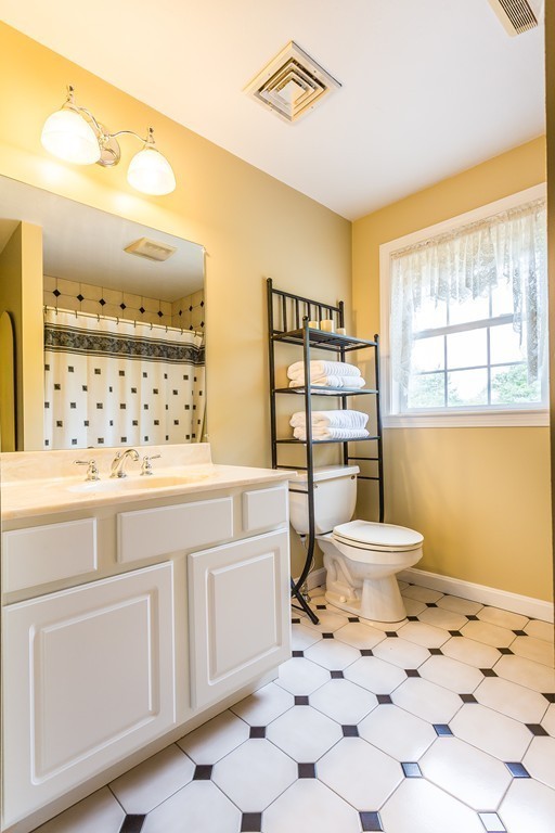 7 Beninati Farm Road Bridgewater, MA 02324 - Photo 29 of 30 Gallery Image 29