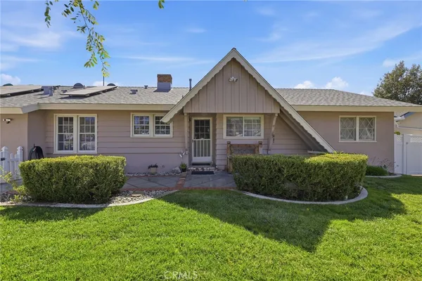 $949,000 | 1869 Country Club Road, Thousand Oaks, CA 91360