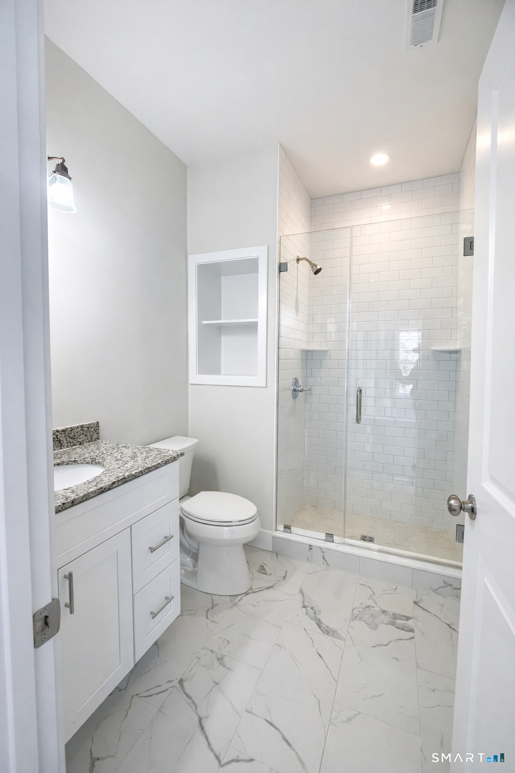 24 Glen Road, Unit C2 Newtown, CT 06482 - Photo 13 of 16