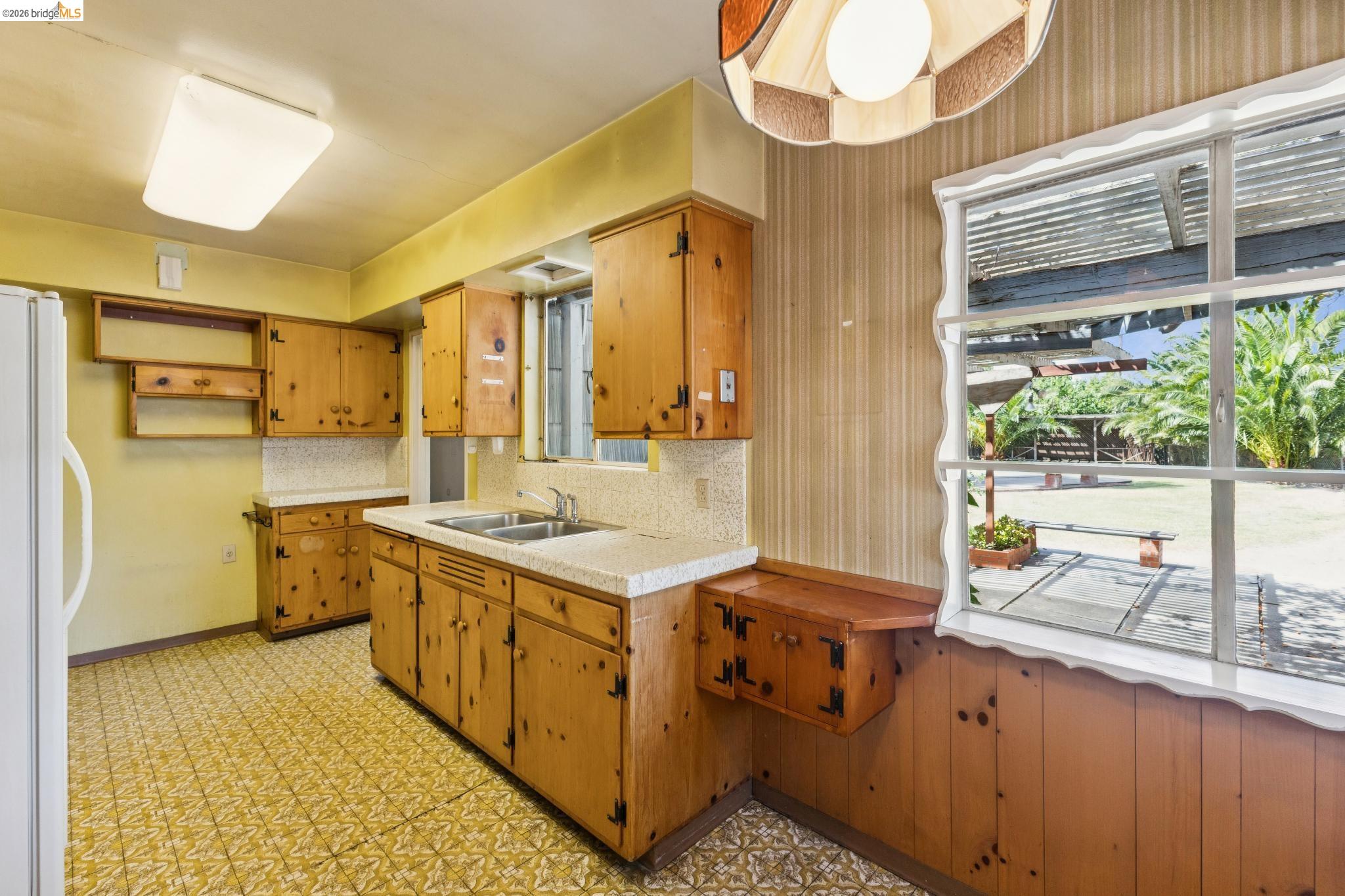 1035 Oak Grove Road Concord, CA 94518 - Photo 28 of 74