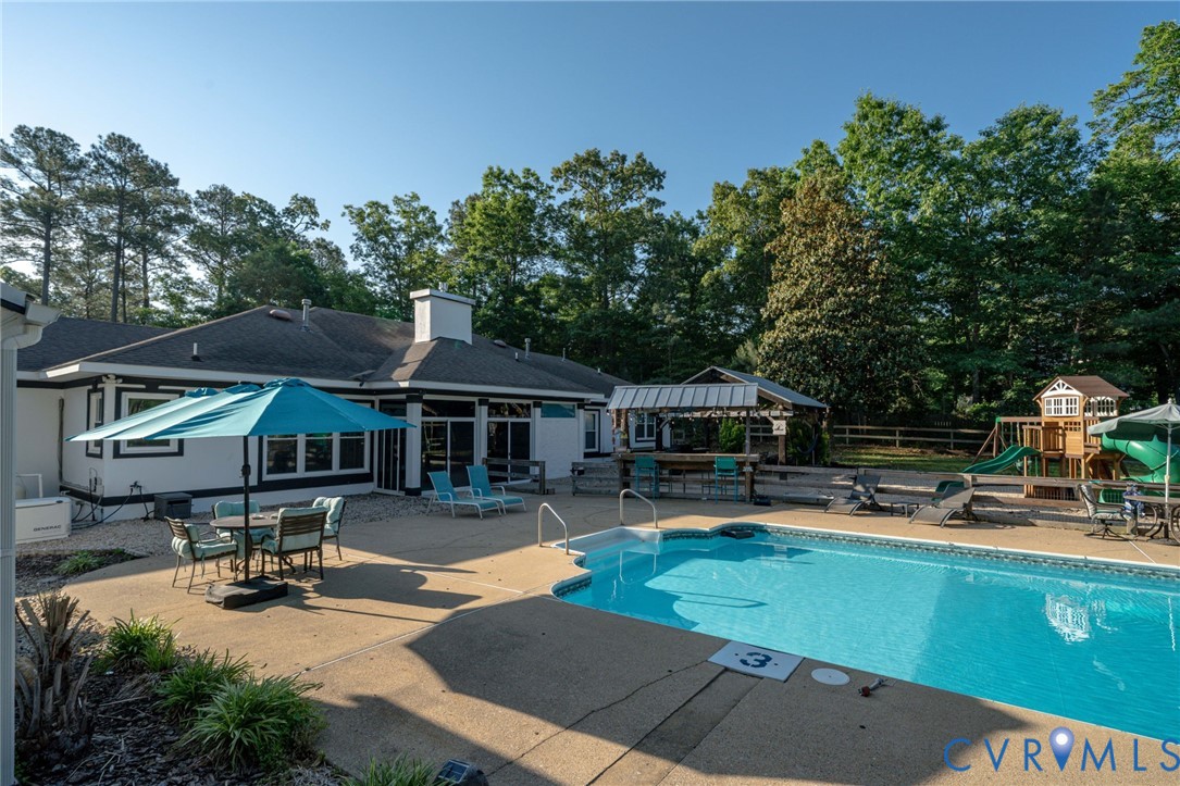 12700 Coalboro Road Chesterfield, VA 23838 - Photo 42 of 50 Outdoor entertaining area featuring a rectangular